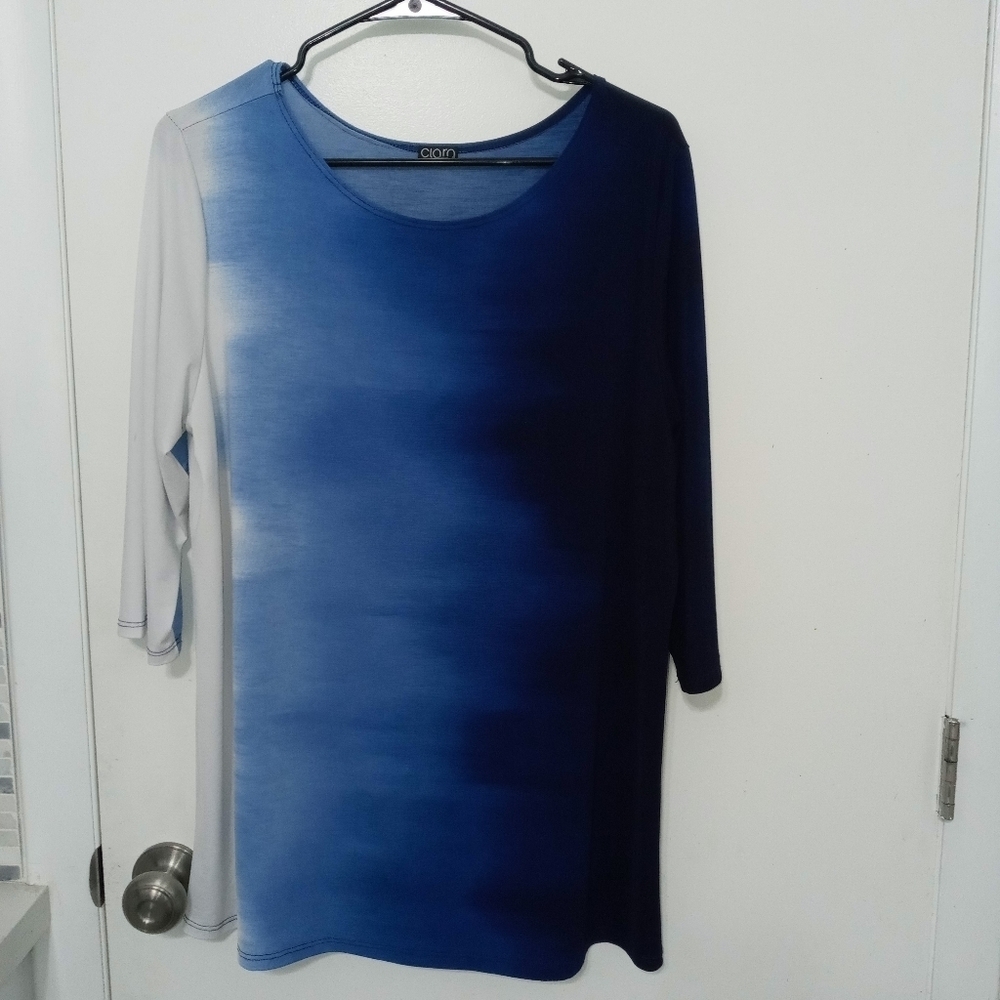 Clara Sun Woon 3/4 Sleeve Blue/White Ombre Stretch Tunic Blouse